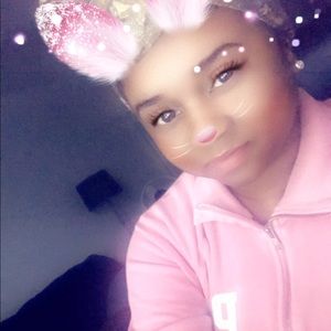 Meet your Posher, Janessa